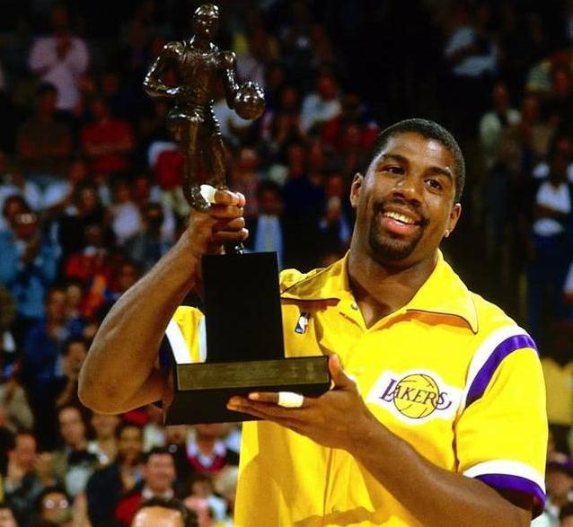 后场持球 后场持球